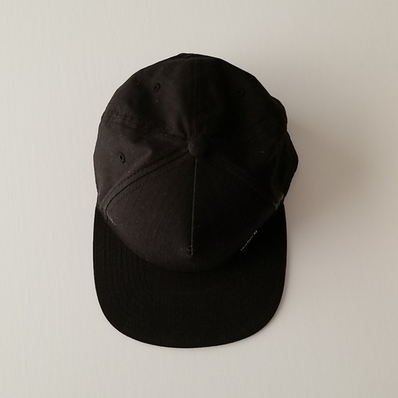 Hurley Black Cap - Picture 2 of 4